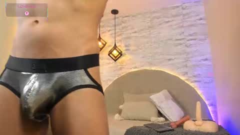 ARON BOLT online show from 10, 3, 2026