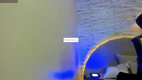 ARON BOLT online show from 4, 4, 2026