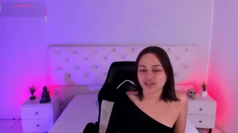 Aron cruz  online show from 15, 10, 2025