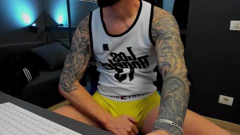 Snapshot of arongrant chatting on 8, 2, 2026 AronGrant online show from 8, 2, 2026