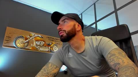 Snapshot of arongrant chatting on 1, 3, 2026 AronGrant online show from 1, 3, 2026