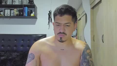 ARON  Independent model  online show from 5, 12, 2025