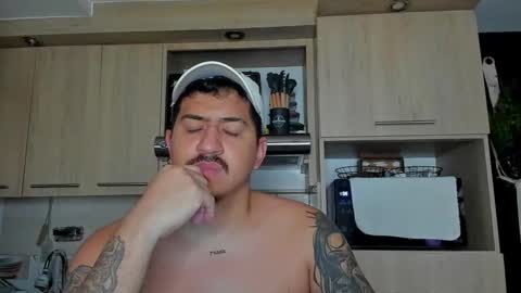 ARON  Independent model  online show from 25, 2, 2026