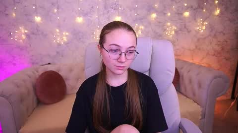 arrinawair online show from 23, 2, 2026