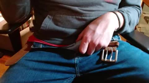 Snapshot of arrrr3 chatting on 5, 1, 2025 arrrr3 online show from 5, 1, 2025