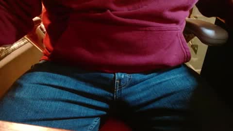 Snapshot of arrrr3 chatting on 28, 10, 2025 arrrr3 online show from 28, 10, 2025