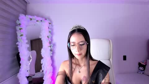Snapshot of artbelia chatting on 18, 1, 2025 Lia Rose online show from 18, 1, 2025