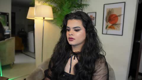 Chloe  online show from 22, 1, 2025