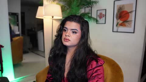 Chloe  online show from 30, 1, 2025