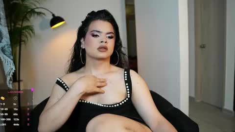 Chloe  online show from 21, 7, 2026