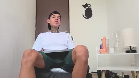   online show from 6, 11, 2025