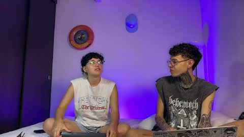   online show from 28, 4, 2026