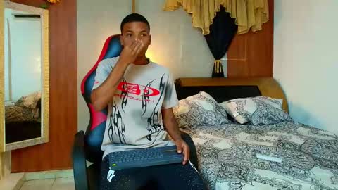 Snapshot of arthur_collins_ chatting on 24, 5, 2026 ARTHUR online show from 24, 5, 2026