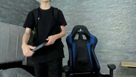 Snapshot of arthurcox_ chatting on 14, 12, 2025 arthurcox_ online show from 14, 12, 2025