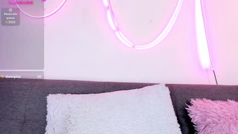 MIA OF artmiajoy online show from 9, 1, 2025