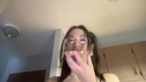 Snapshot of artnchill chatting on 4, 12, 2024 Audrey online show from 4, 12, 2024