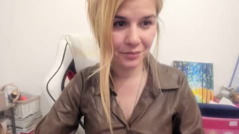 MIA online show from 17, 11, 2025