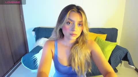 Snapshot of ary_cam230 chatting on 3, 11, 2025 Zahaara online show from 3, 11, 2025