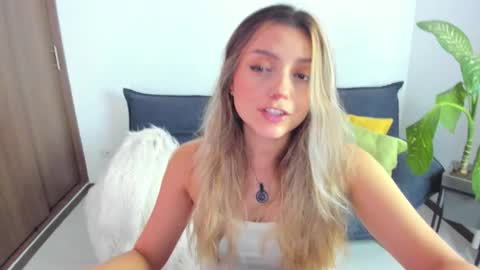 Snapshot of ary_cam230 chatting on 14, 12, 2025 Zahaara online show from 14, 12, 2025