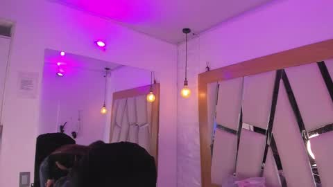 Ary Cooper online show from 8, 2, 2025