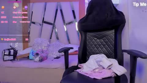 Ary Cooper online show from 4, 10, 2025