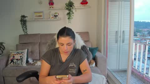 Snapshot of arya_44 chatting on 20, 12, 2024 onlyfansarya 44 online show from 20, 12, 2024