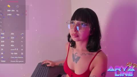 Snapshot of arya_line chatting on 14, 11, 2025 Arys online show from 14, 11, 2025