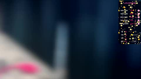 Arya brunett and Cassie blond online show from 25, 2, 2025