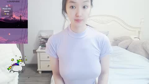 Lily online show from 6, 3, 2026