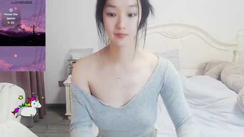 Lily online show from 9, 3, 2026