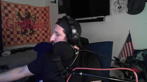 Snapshot of asanator101 chatting on 13, 10, 2025 devilPup75 online show from 13, 10, 2025