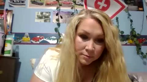 ash0ley online show from 29, 10, 2025