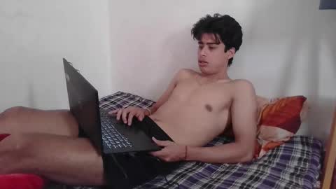 Snapshot of ash2730 chatting on 7, 3, 2026 ash2730 online show from 7, 3, 2026