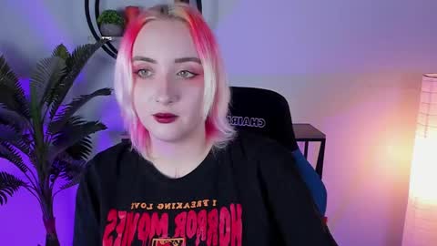 Snapshot of asheluck chatting on 20, 2, 2025 AshleyAshe online show from 20, 2, 2025