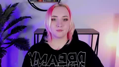 Snapshot of asheluck chatting on 27, 2, 2025 AshleyAshe online show from 27, 2, 2025