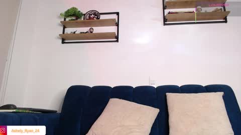 Ashley And Ryan  online show from 29, 3, 2026