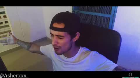 Snapshot of asherxxx_ chatting on 23, 4, 2026 CARIBBEAN DREAM online show from 23, 4, 2026