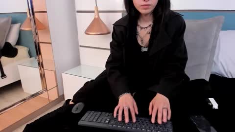 Ashkoreh online show from 9, 11, 2025