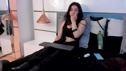 Ashkoreh online show from 13, 12, 2025