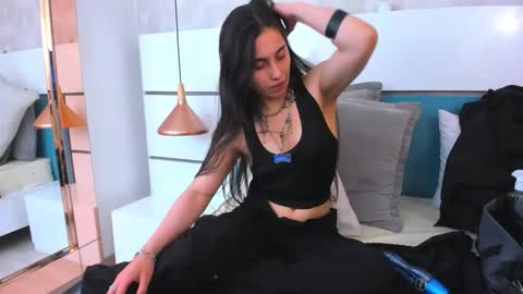 Ashkoreh online show from 5, 3, 2026