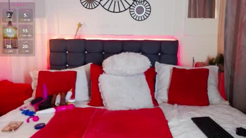 ashley  online show from 26, 10, 2025