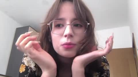 Snapshot of ashleighwinkelbauer chatting on 10, 7, 2026 Leyla online show from 10, 7, 2026