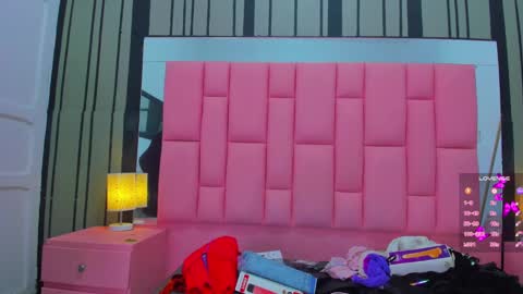 Ashly online show from 4, 2, 2025