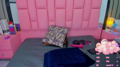 Ashly online show from 12, 2, 2025