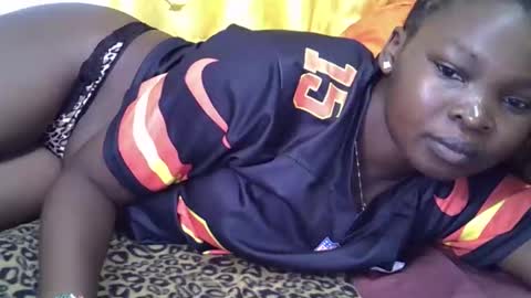 ashlery  online show from 17, 9, 2025