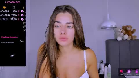 Snapshot of ashley__jess chatting on 18, 9, 2025 Ashley online show from 18, 9, 2025