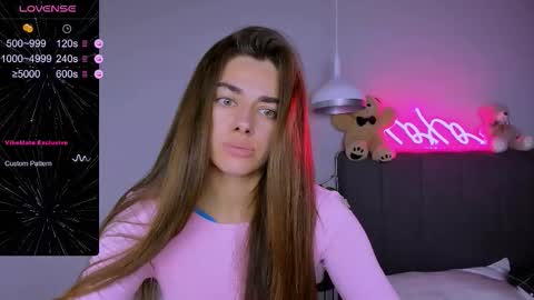 Snapshot of ashley__jess chatting on 22, 11, 2025 Ashley online show from 22, 11, 2025