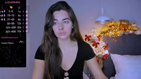 Snapshot of ashley__jess chatting on 17, 12, 2025 Ashley online show from 17, 12, 2025