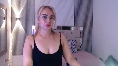 ashley__tylor online show from 6, 4, 2026
