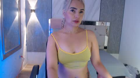 Snapshot of ashley__tylor chatting on 10, 7, 2026 ashley__tylor online show from 10, 7, 2026